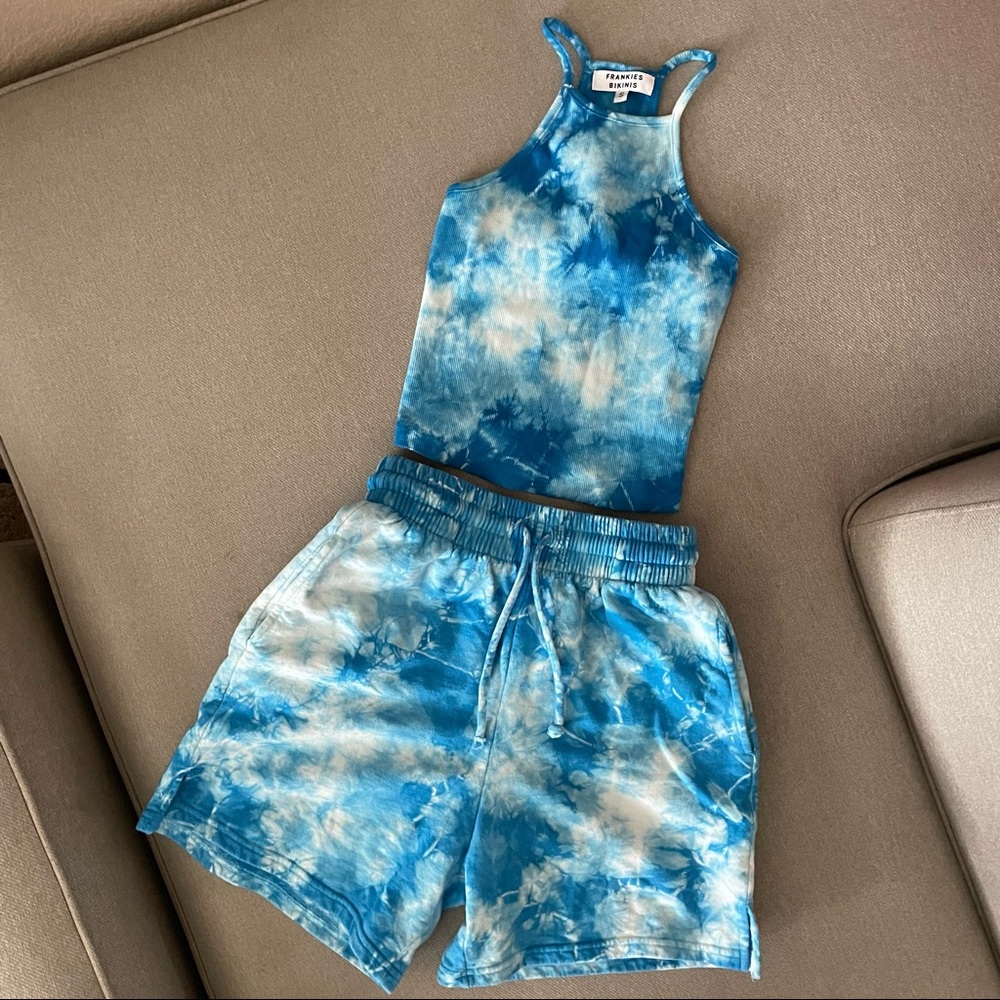 Frankie’s Bikinis 2-piece tie dye set